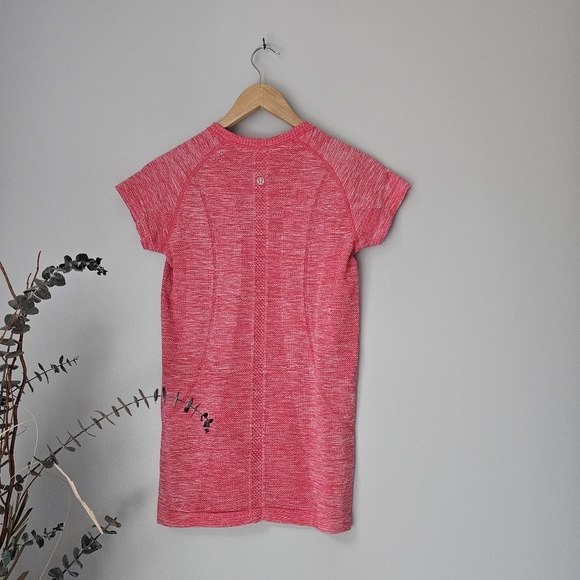 LULULEMON Swiftly Tech Short Sleeve - Picture 3 of 8